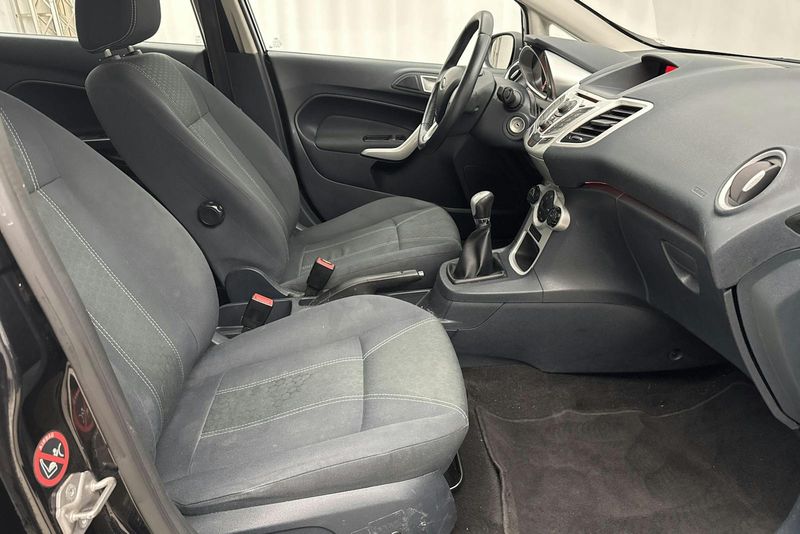 Ford Fiesta bild 7