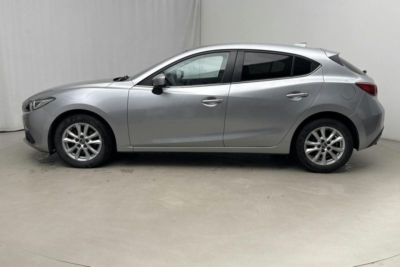 Mazda 3 bild 2