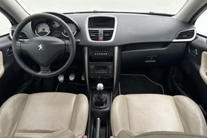 Peugeot 207 bild 13