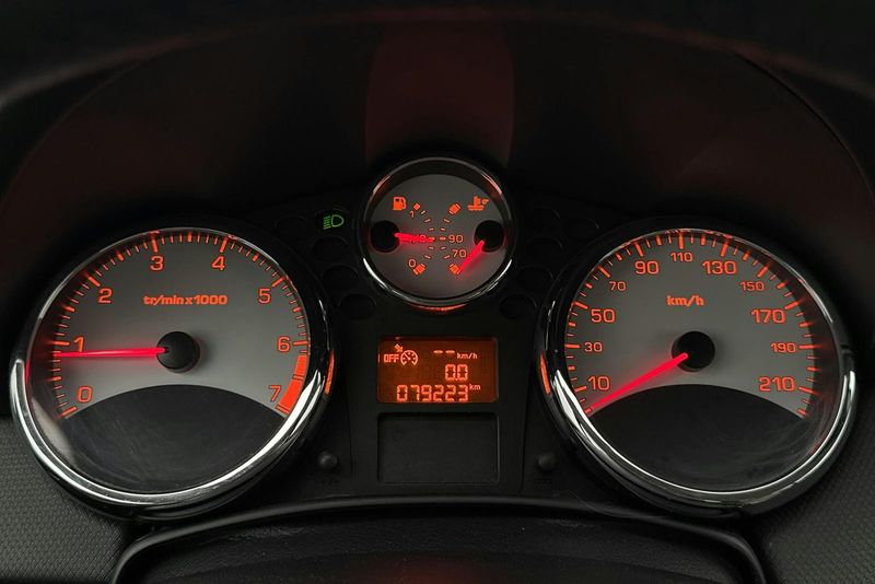 Peugeot 207 bild 17