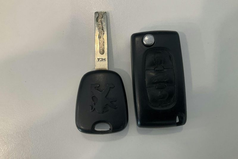 Peugeot 207 bild 21
