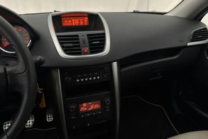 Peugeot 207 bild 18