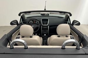 Peugeot 207 bild 11