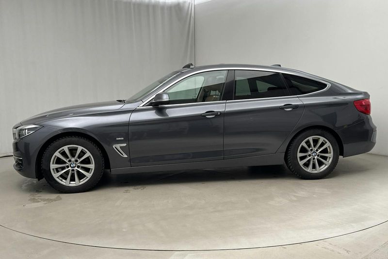 BMW 320 bild 2