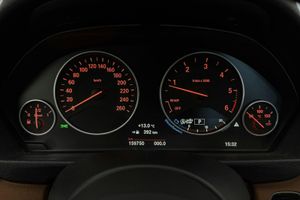 BMW 320 bild 10