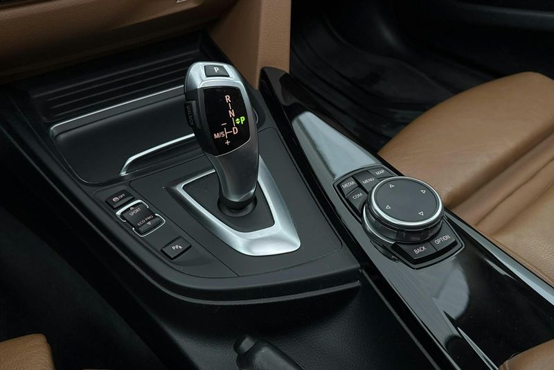BMW 320 bild 17