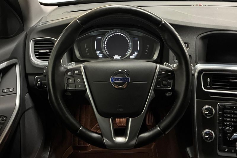Volvo V60 bild 16
