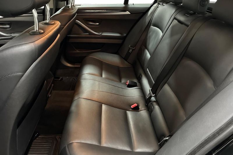BMW 520 bild 14
