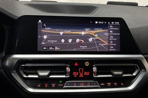 BMW 320 bild 18
