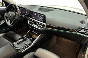 BMW 320 bild 15