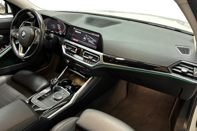 BMW 320 bild 15