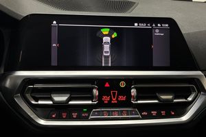 BMW 320 bild 19