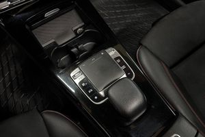 Mercedes CLA250 bild 25