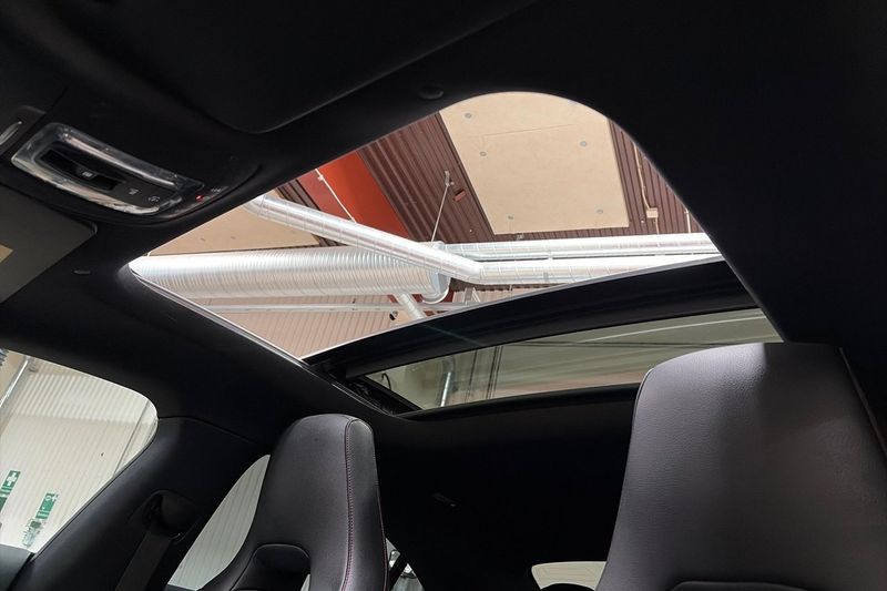 Mercedes CLA250 bild 17