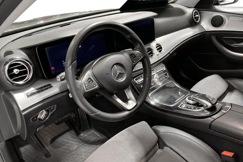 Mercedes E220 bild 7