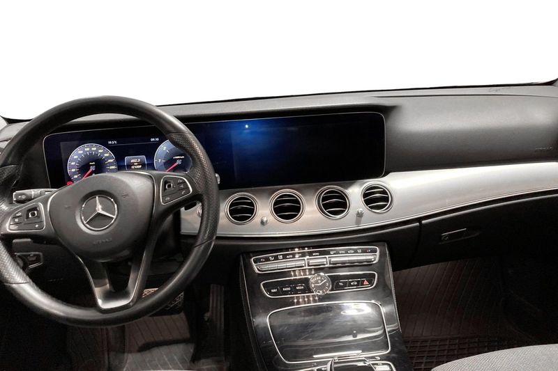 Mercedes E220 bild 9