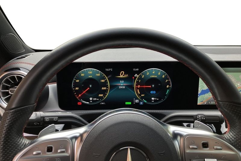 Mercedes CLA250 bild 5
