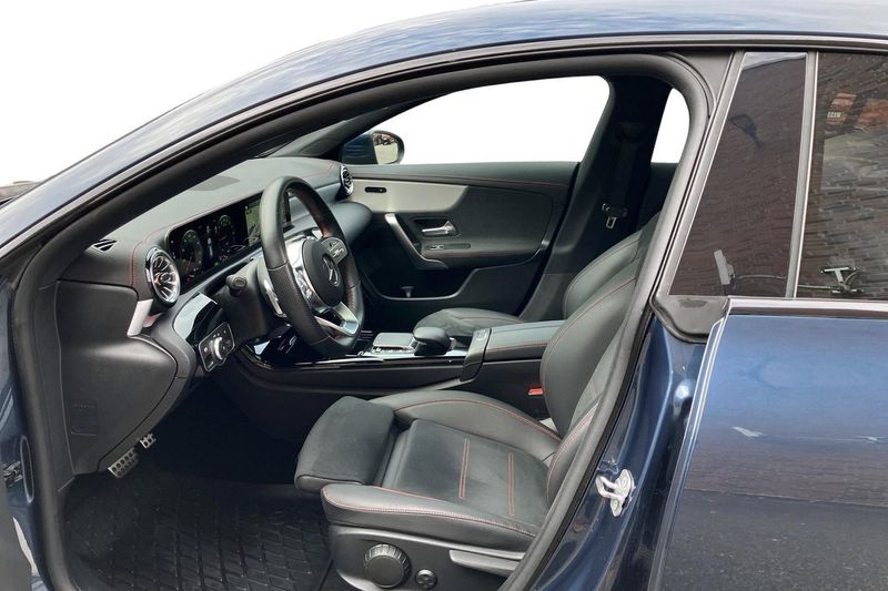 Mercedes CLA250 bild 15