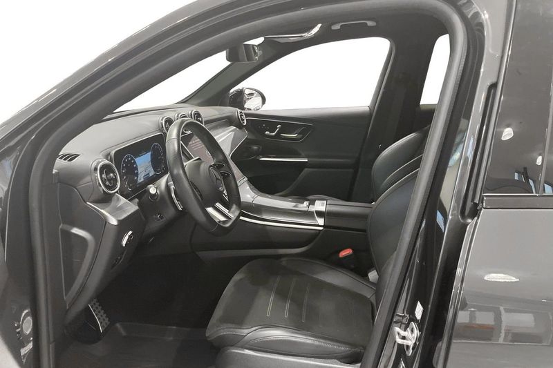 Mercedes GLC300 bild 17
