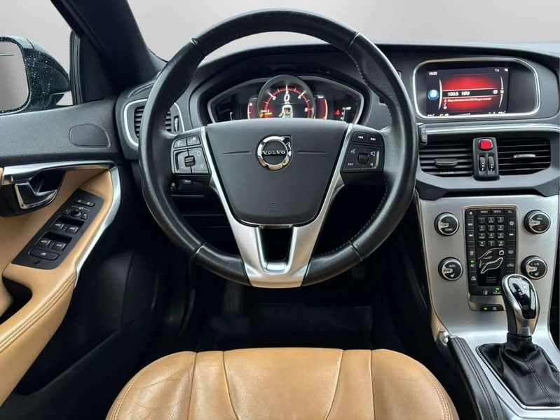 Volvo V40 bild 10