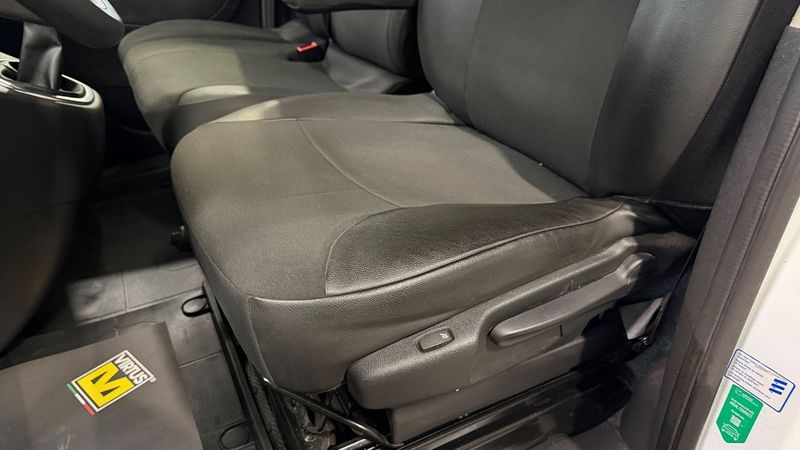 Renault Trafic bild 13