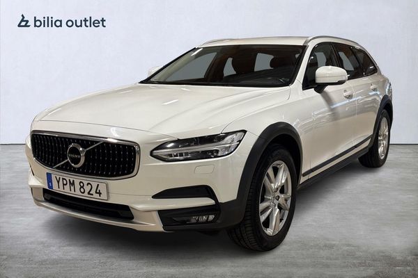 Volvo V90 Cross Country D4 AWD Pro / Värmare / Drag / Navi / Keyless - 2019