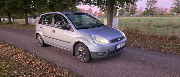 Ford Fiesta 1.3 Euro 4, Svensksåld, Ny besiktigad, - 2005