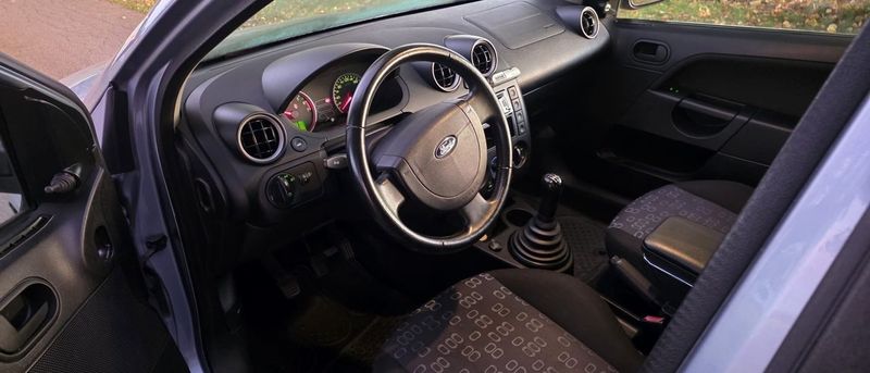 Ford Fiesta bild 10