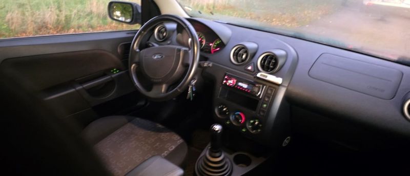 Ford Fiesta bild 9