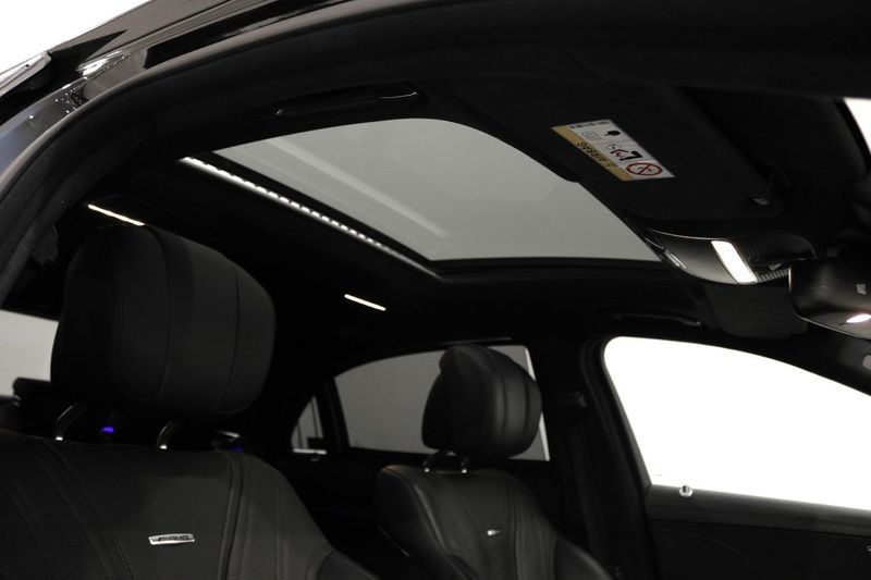Mercedes S63 AMG bild 19