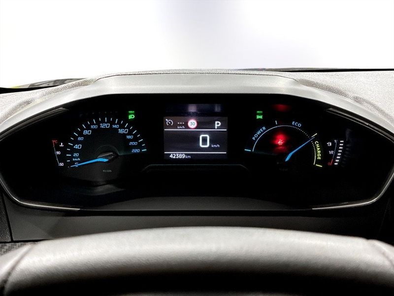 Peugeot 208 bild 8