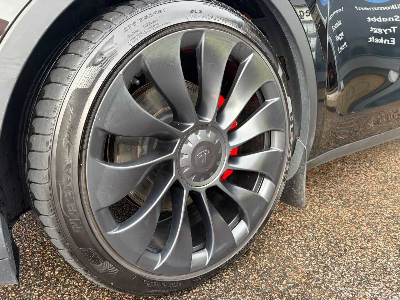 Tesla Model Y bild 19