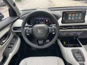 Honda ZR-V bild 8