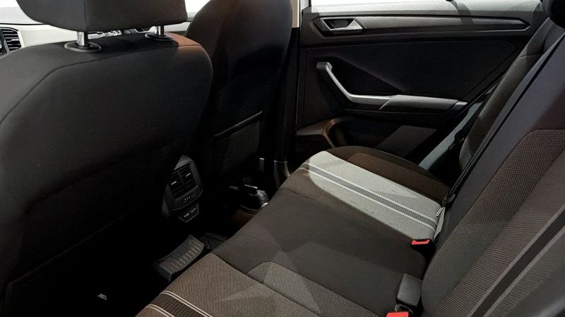 Volkswagen T-Roc bild 12