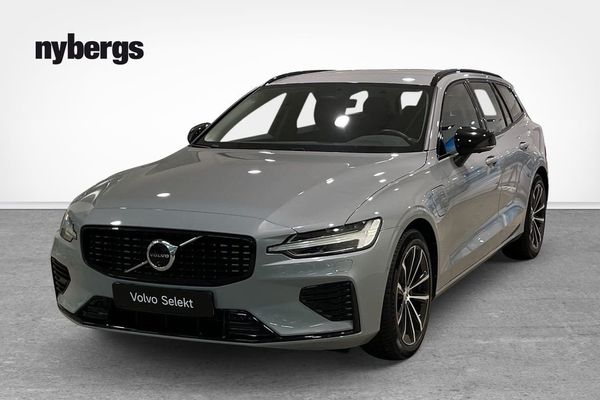 Volvo V60 T6 Plus Dark Edition - 2025