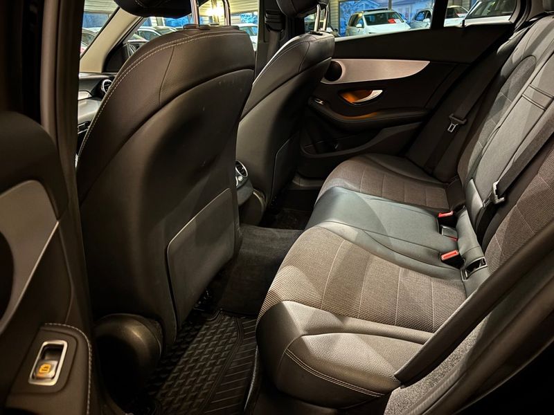 Mercedes C300 bild 12