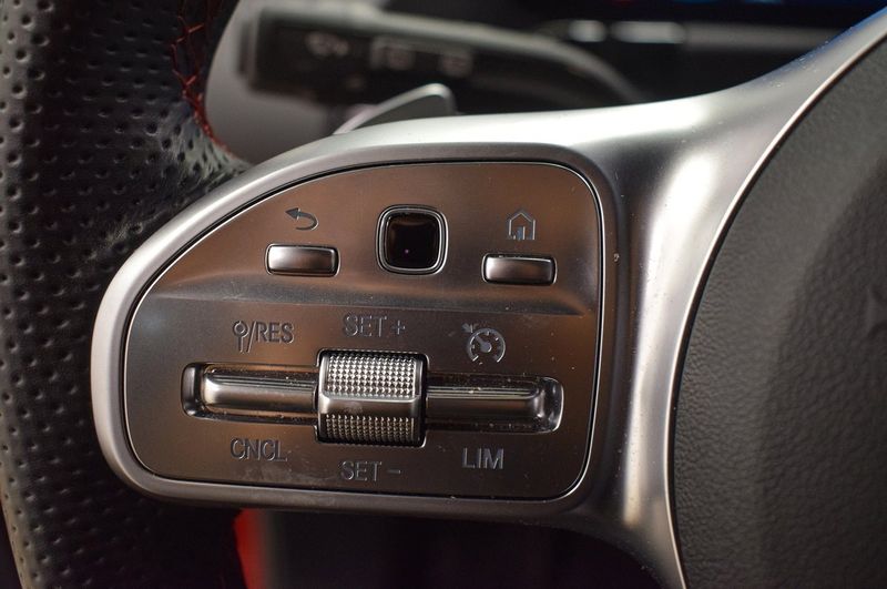 Mercedes GLA200 bild 12