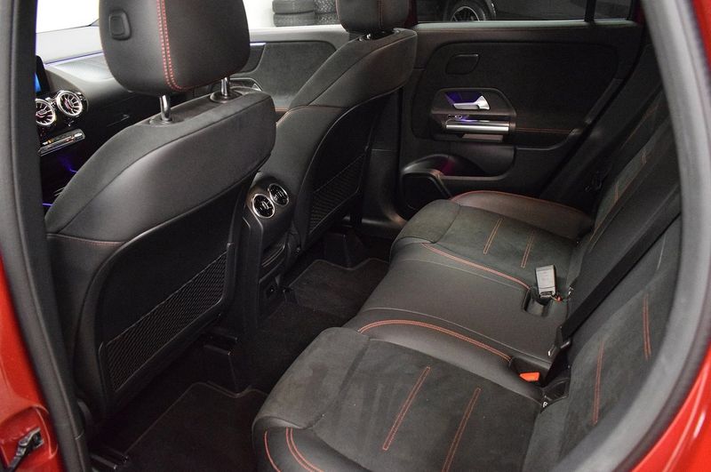 Mercedes GLA200 bild 23