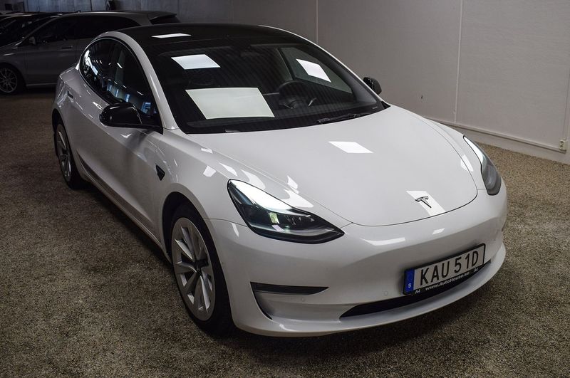 Tesla Model 3 bild 6