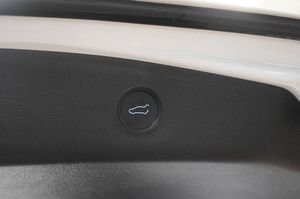 Tesla Model 3 bild 24
