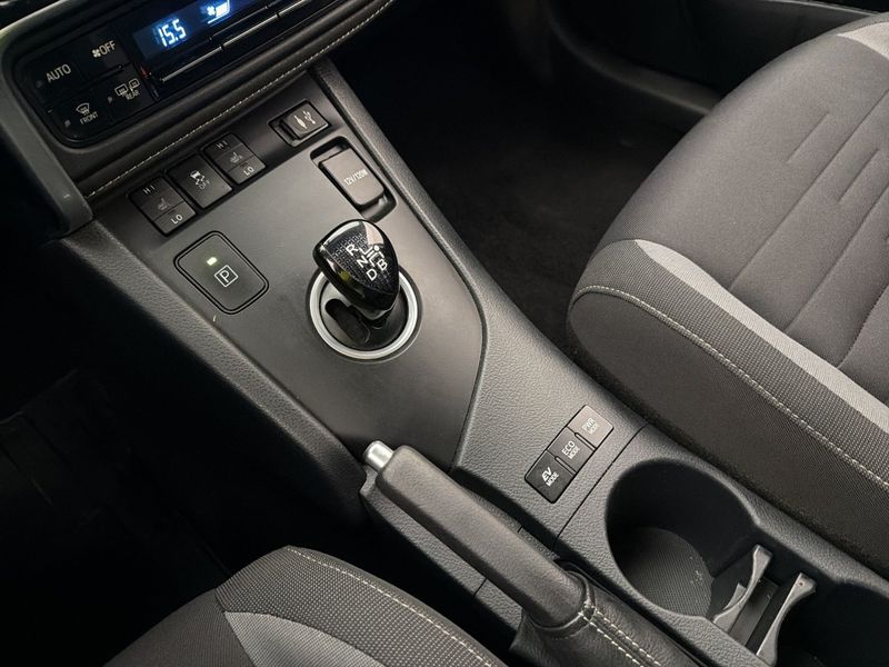 Toyota Auris bild 24