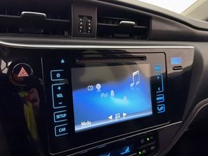 Toyota Auris bild 22