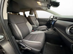 Toyota Auris bild 25