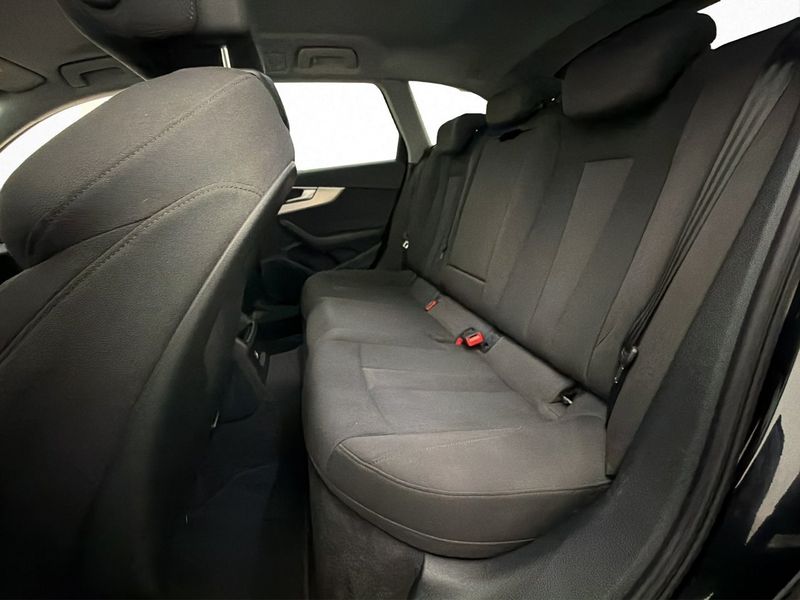 Audi A4 bild 27
