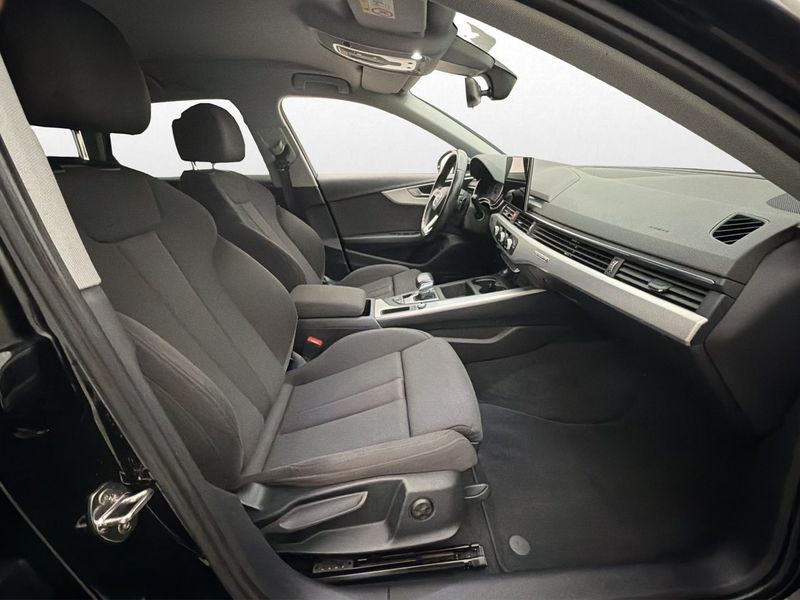 Audi A4 bild 25