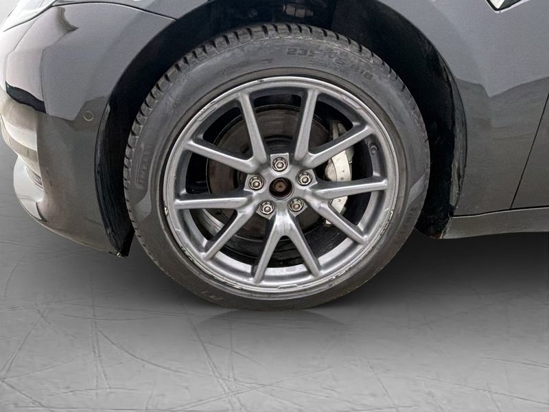 Tesla Model 3 bild 30
