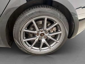 Tesla Model 3 bild 31