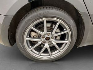 Tesla Model 3 bild 32