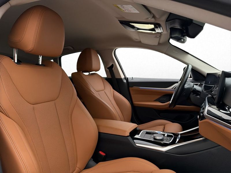 BMW i4 bild 26