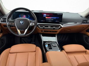BMW i4 bild 16